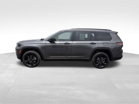 Used 2026 Jeep Grand Cherokee L Limited w/ Limited Altitude Package AWD/4WD image 15