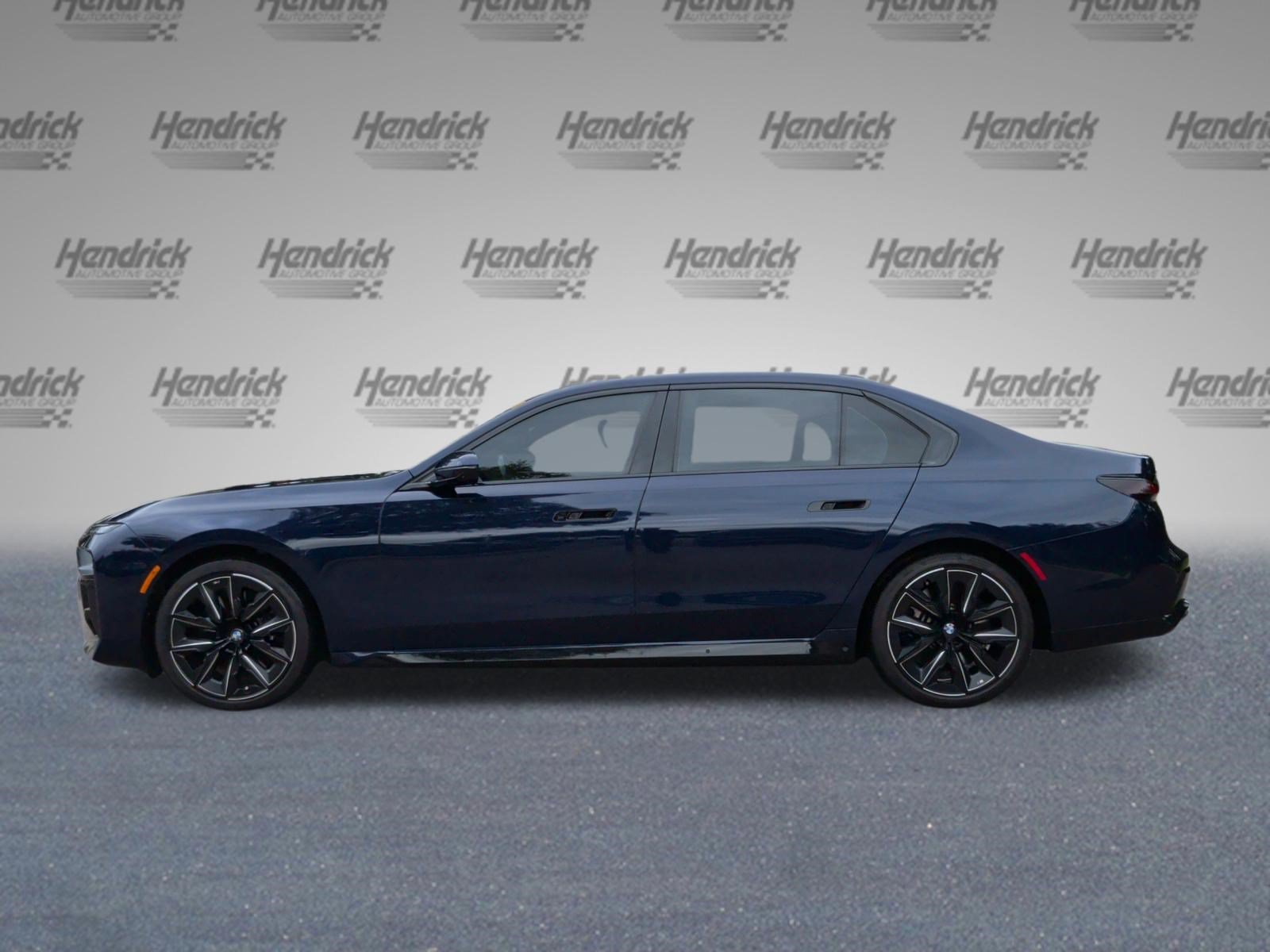 Certified 2024 BMW 760i xDrive w/ Executive Package AWD/4WD image 10