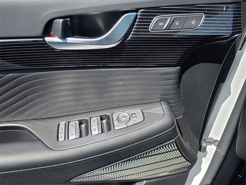 New 2025 Hyundai Palisade Calligraphy image 18