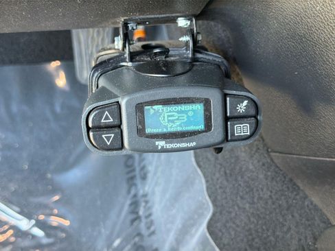 Used 2018 Jeep Wrangler Unlimited Sport S AWD/4WD image 16