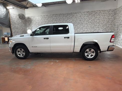 Used 2023 RAM 1500 Big Horn AWD/4WD image 4