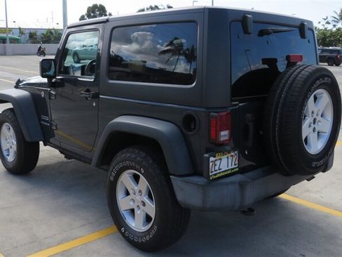 Used 2017 Jeep Wrangler Sport w/ Quick Order Package 24S AWD/4WD image 5