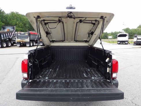 Used 2020 Toyota Tacoma SR image 46