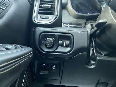 Used 2023 RAM 1500 Limited w/ Bed Utility Group image 10