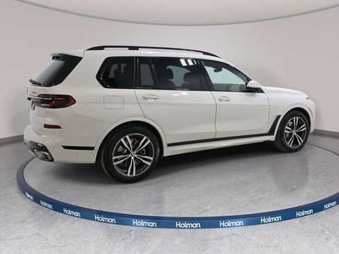 Certified 2025 BMW X7 xDrive40i w/ M Sport Package image 5