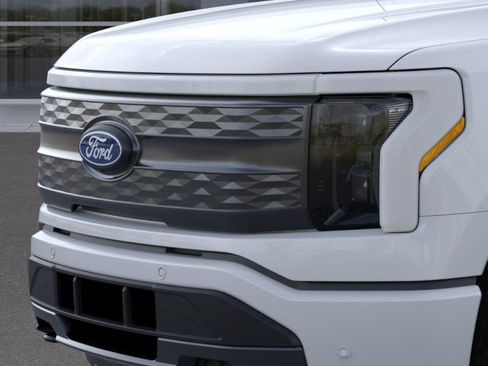 New 2025 Ford F150 Lightning Lariat image 17