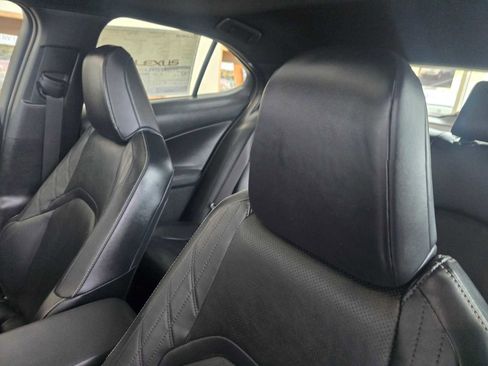 New 2026 Lexus UX 300h AWD image 25