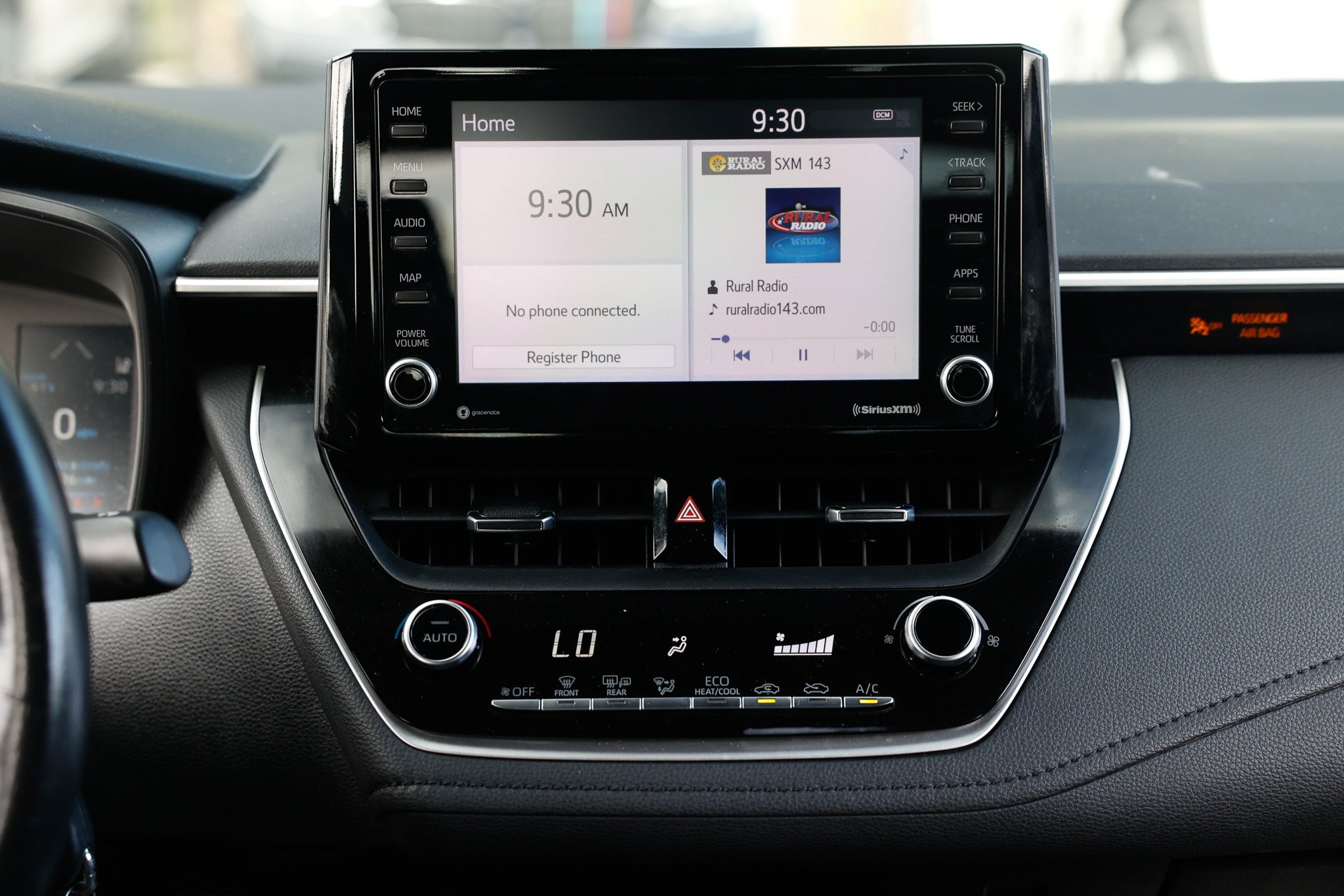 Used 2022 Toyota Corolla SE FWD image 37