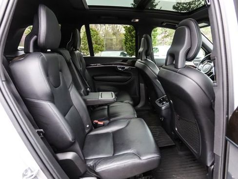 Used 2018 Volvo XC90 T6 Momentum w/ Convenience Package image 46