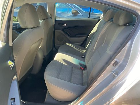 Used 2016 Kia Forte LX FWD image 18