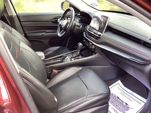 Used 2022 Jeep Compass Trailhawk w/ Trailhawk Elite Group image 11