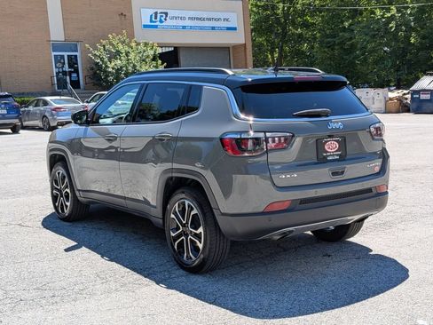 Used 2023 Jeep Compass Limited AWD/4WD image 7