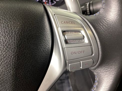 Used 2016 Nissan Altima 2.5 SR w/ LED Appearance Package image 24