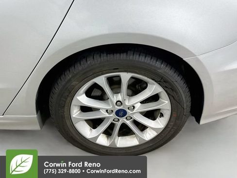 Used 2019 Ford Fusion SE FWD image 28
