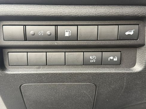 Used 2024 Mitsubishi Outlander Ralliart image 31