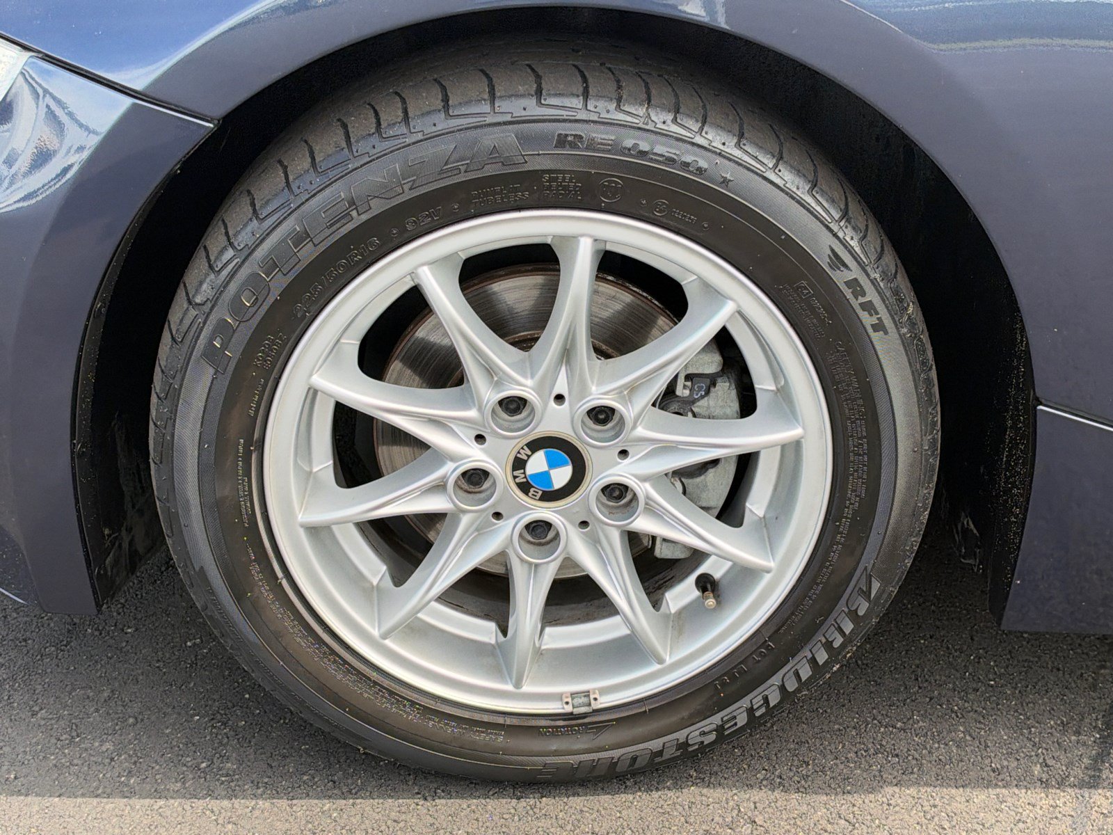 Used 2005 BMW Z4 2.5i RWD image 11