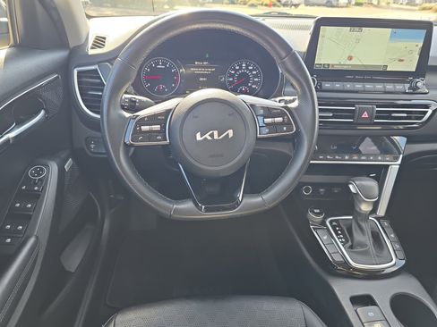 Certified 2023 Kia Seltos SX image 13