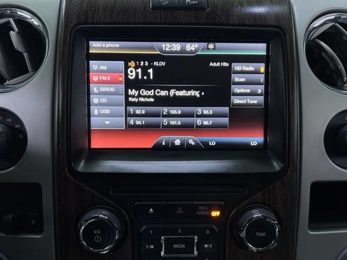 Used 2014 Ford F150 Lariat w/ Equipment Group 502A Luxury AWD/4WD image 21