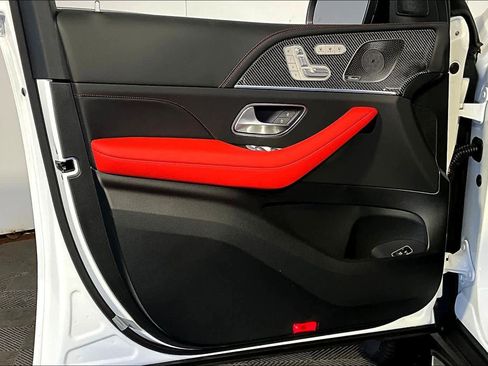 New 2026 Mercedes-Benz GLE 53 AMG 4MATIC Coupe image 11