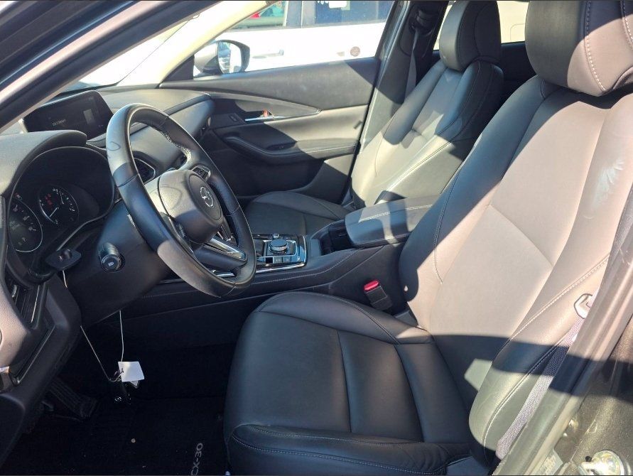 Used 2025 MAZDA CX-30 AWD 2.5 S w/ Preferred Package image 11