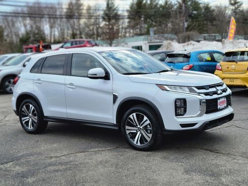 New 2024 Mitsubishi Outlander Sport SE image 7