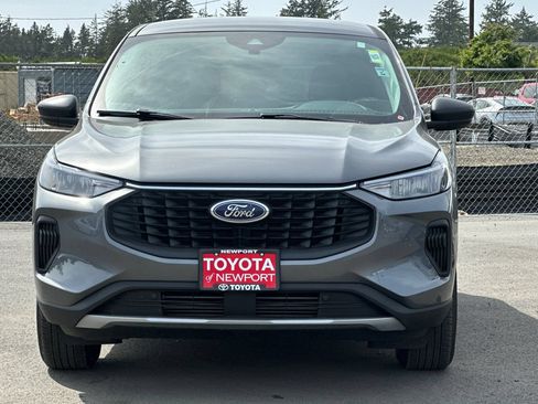 Used 2025 Ford Escape Active AWD/4WD image 6