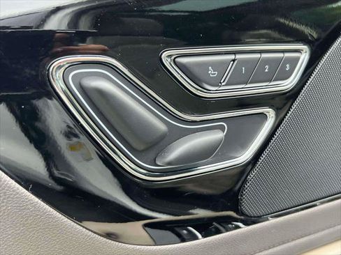 Used 2023 Lincoln Aviator AWD w/ Premium Package image 21