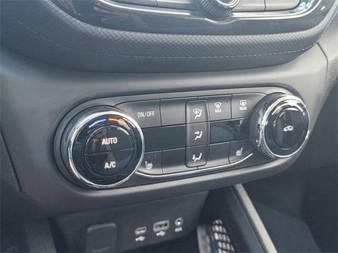 Certified 2023 Chevrolet TrailBlazer LT w/ Convenience Package image 22