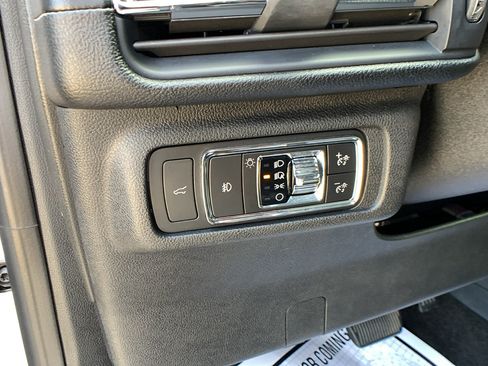 Used 2020 Lincoln Corsair Reserve w/ Equipment Group 201A AWD/4WD image 15