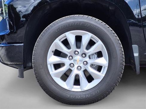 New 2026 Chevrolet Silverado 1500 Custom RWD image 18