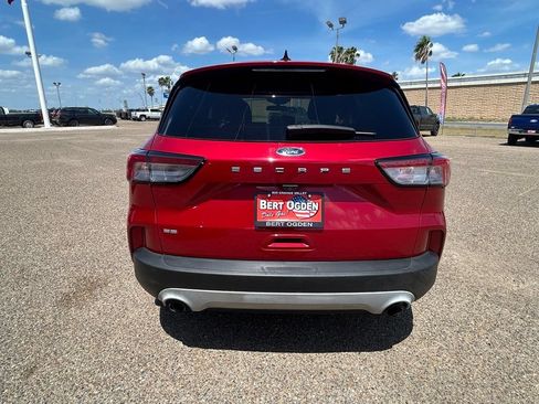 Used 2021 Ford Escape SE w/ Convenience Package FWD image 5