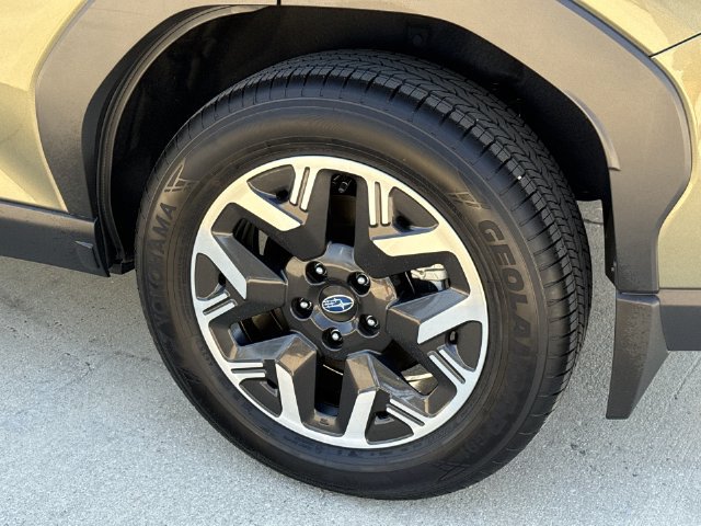 Certified 2026 Subaru Forester Premium w/ Base/Premium Package AWD/4WD image 12