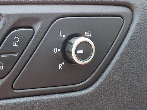 Used 2014 Volkswagen Jetta SE FWD image 16