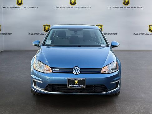 Used 2016 Volkswagen e-Golf SE image 8