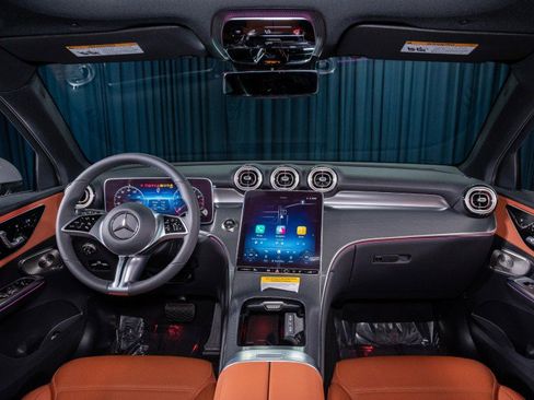 New 2026 Mercedes-Benz GLC 300 image 13