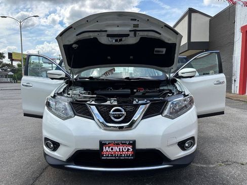 Used 2016 Nissan Rogue SV w/ SV Premium Package AWD/4WD image 35