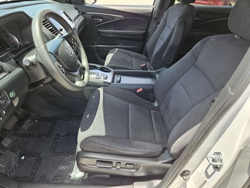 Used 2022 Honda Pilot Sport image 7