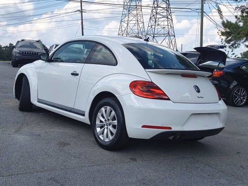 Used 2016 Volkswagen Beetle 1.8T S image 8