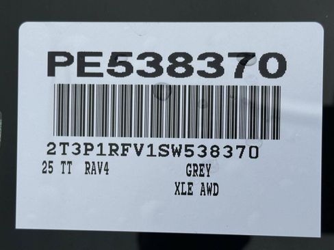 Certified 2025 Toyota RAV4 XLE AWD/4WD image 15