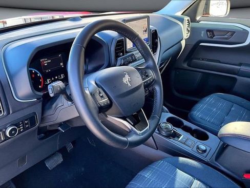 Used 2024 Ford Bronco Sport Heritage w/ Heritage Convenience Package image 17