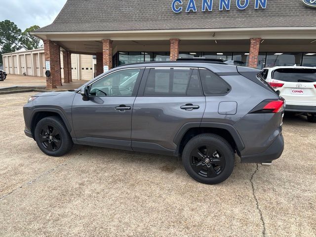 Used 2025 Toyota RAV4 XLE FWD image 3