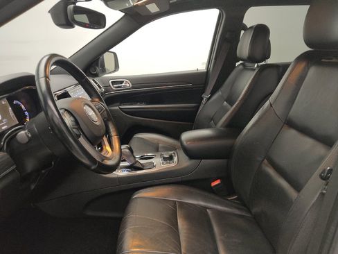 Used 2022 Jeep Grand Cherokee Limited image 17