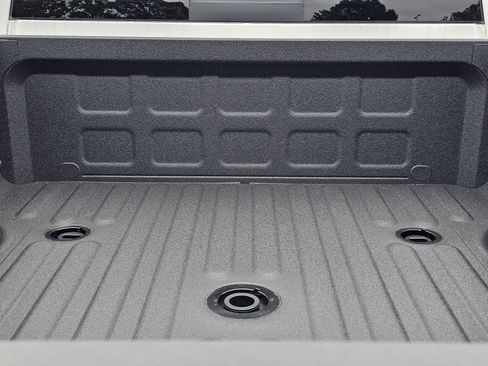 New 2026 RAM 2500 Tradesman AWD/4WD image 13
