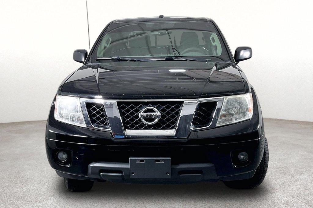 Used 2014 Nissan Frontier SV w/ SV Value Truck Package AWD/4WD image 4