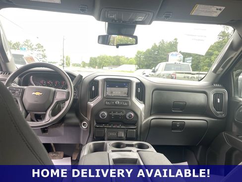 Used 2022 Chevrolet Silverado 1500 Custom image 5