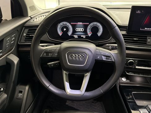 Used 2023 Audi Q5 2.0T Premium Plus w/ Premium Plus Package AWD/4WD image 11