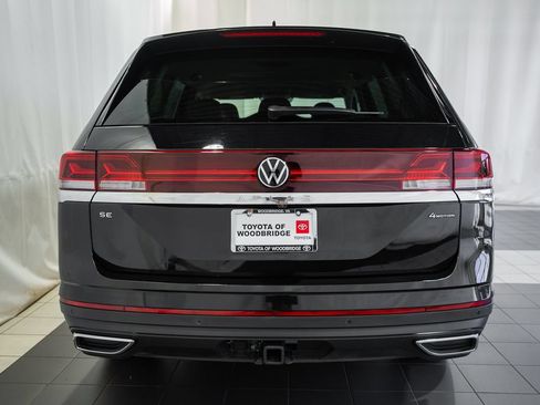 Used 2025 Volkswagen Atlas SE AWD/4WD image 5