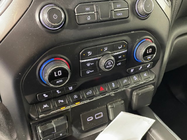 Certified 2021 Chevrolet Silverado 1500 LTZ w/ LTZ Premium Package AWD/4WD image 8