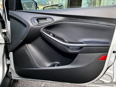 Used 2018 Ford Focus S image 22