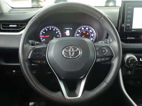 Used 2021 Toyota RAV4 XLE Premium FWD image 15